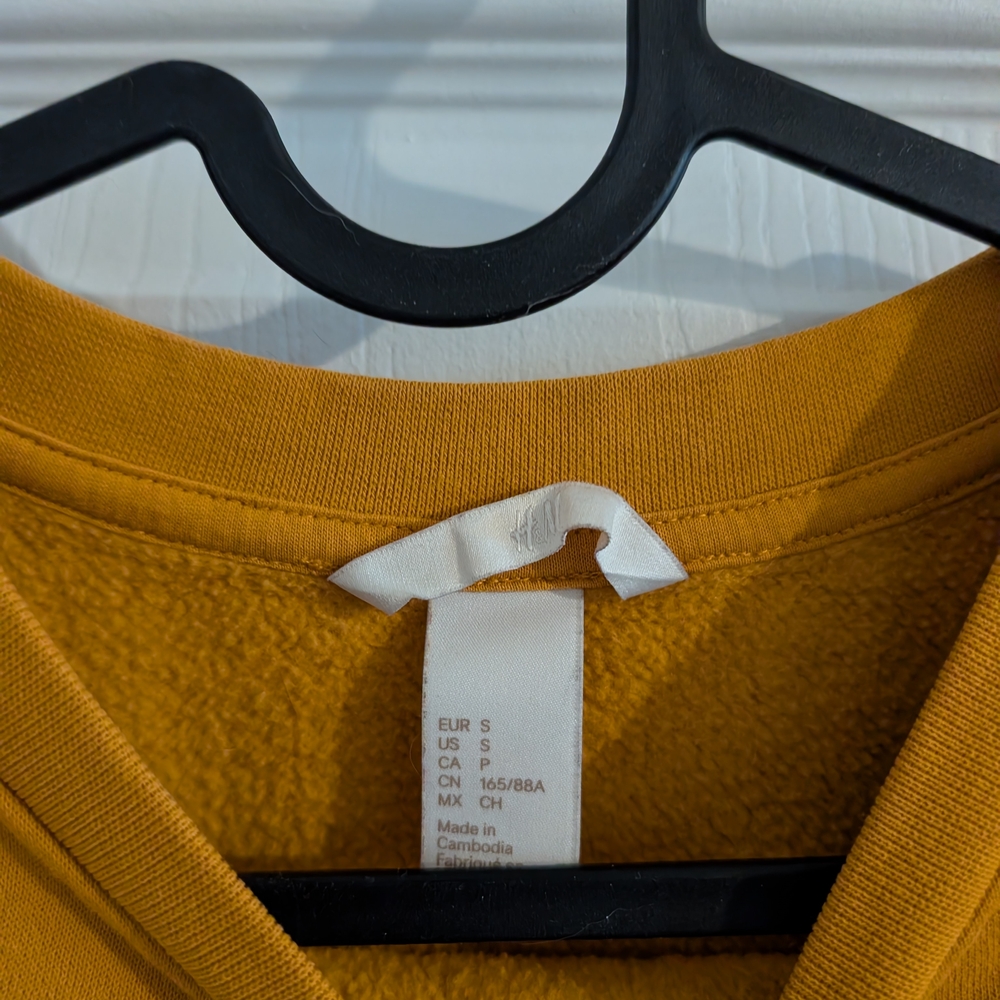 Les Arcs France 1978 Mustard Yellow Crewneck Sweatshirt - Picture 2 of 2
